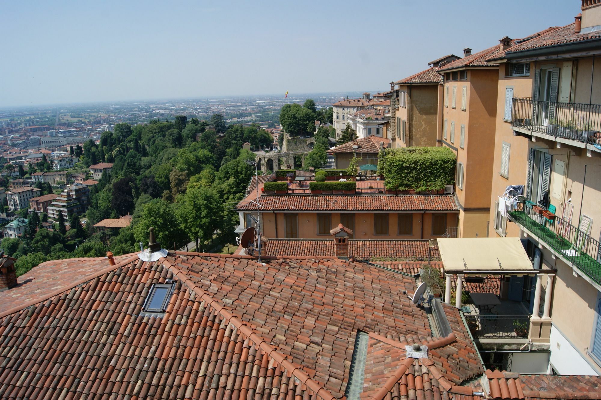 La Luna Blu In Old Town Bergamo Exterior foto